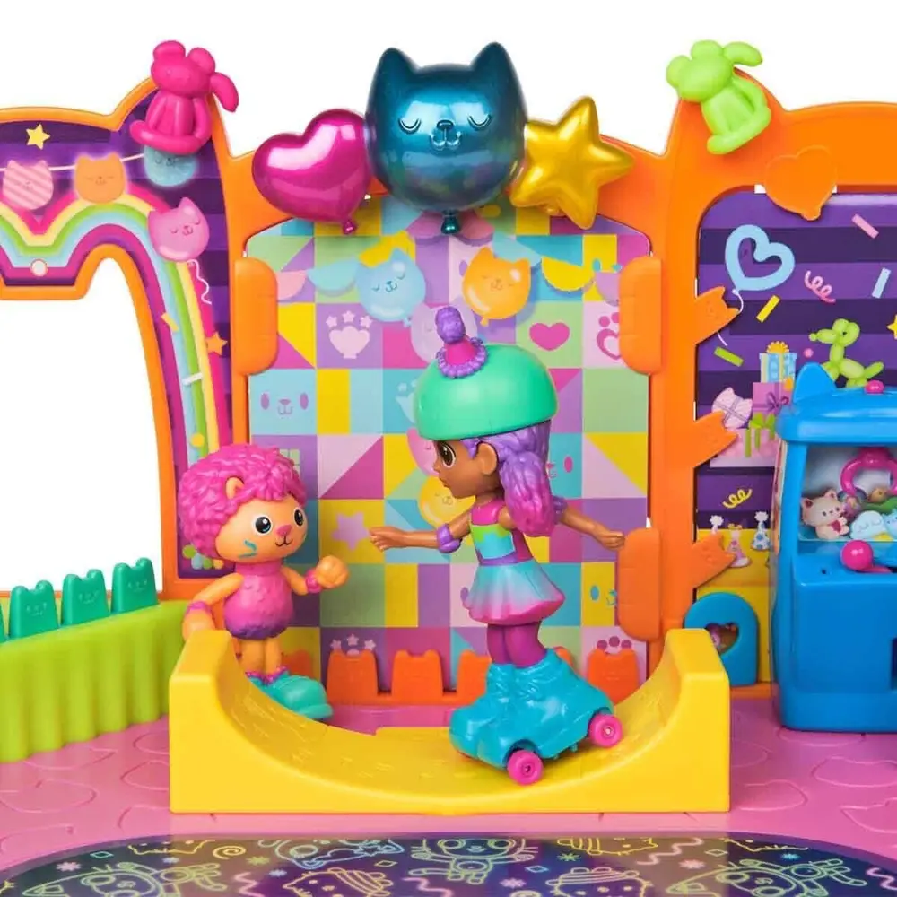 69755 SUN-SPM-FİGÜR OYUN SET GABBY S DOLLHOUSE ÇATI KATI PATEN PARTİSİ 6