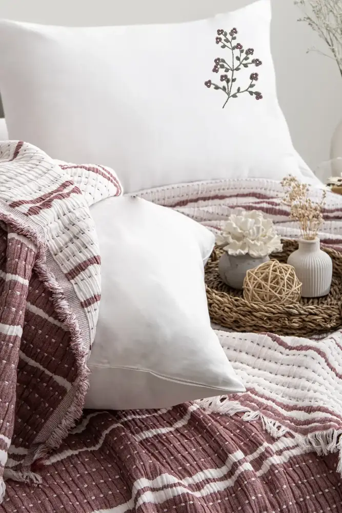 Şaheser Home Collection Yatak Örtüsü Seti Sera Bordo 2