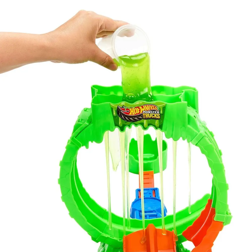 J91 Hot Wheels  Trucks Mutant Kaosu Çemberde Yarış Oyun Seti 4