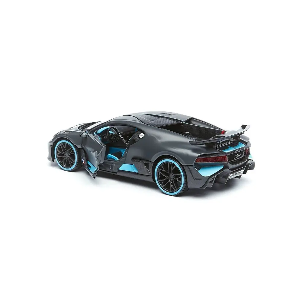 MAY 31526 1 24 Bugatti Divo 5