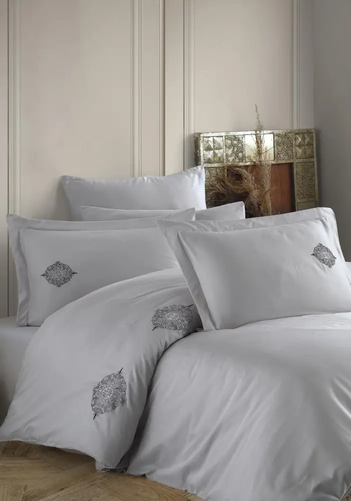 Çift Kişilik Poplin Premium Nakışlı Nevresim Azra Gri 4
