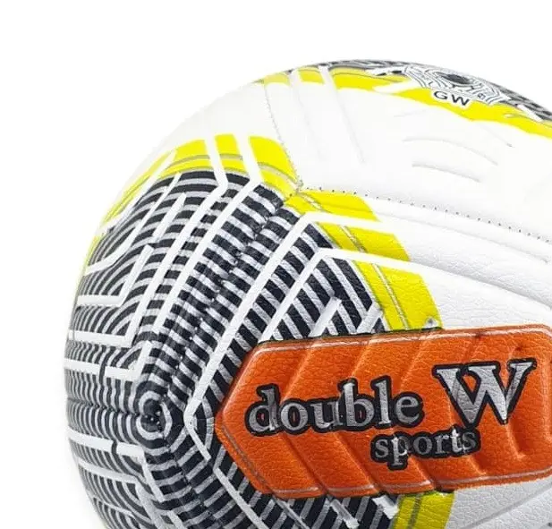 Futbol Topu Dikişli Kabartma Yüzey 420 gr No:5 - FB-680-SARI - 1 ADET 2