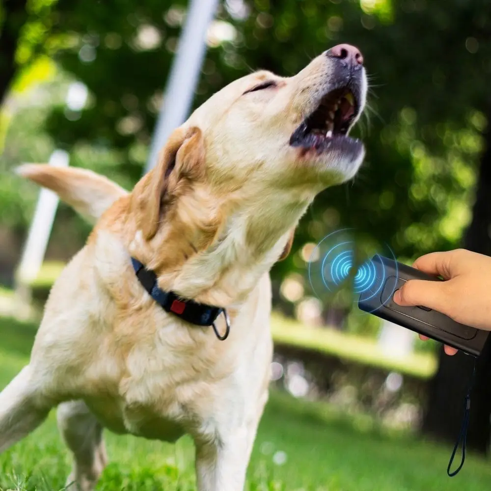 Ultrasonik Zarar Vermeyen Köpek Uzaklaştırıcı ve Eğitici Cihaz 4