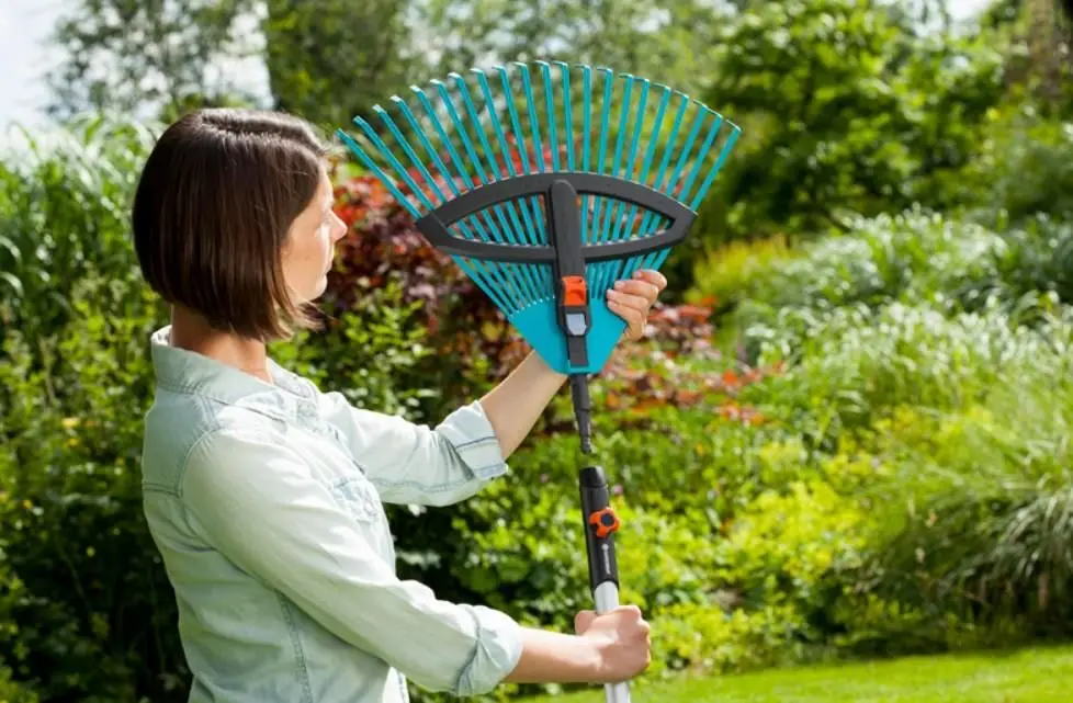 Gardena 3099-20 Combisystem Plastik Ayarlanabilir Tırmık 2