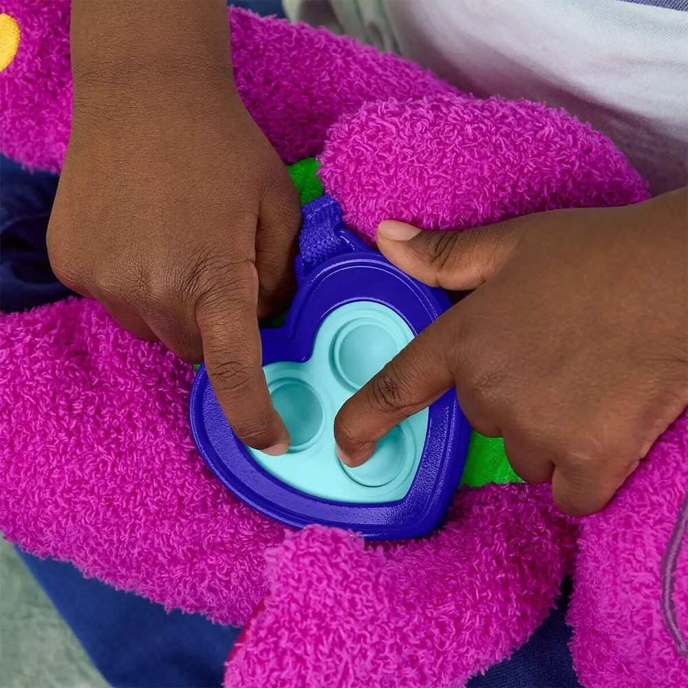HYG89 Fisher-Price Kalp Yapan Barney Pelüş Oyuncağı 3