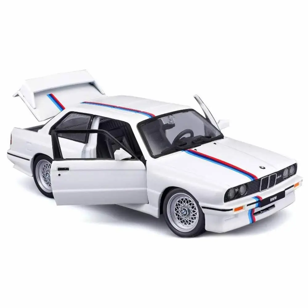 21100 Burago 1:24 BMW M3 1988 Model Araba 4