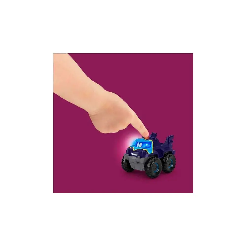 L25 Fisher-Price® Batwheels™ Işıklı Yarışçılar 4