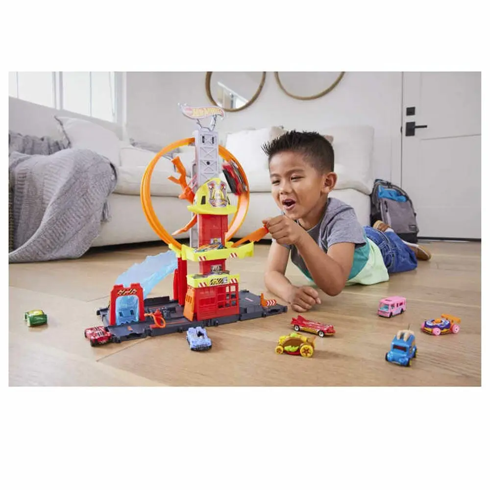 HKX41 Hot Wheels Çember Pistli İftaiye İstasyonu 2
