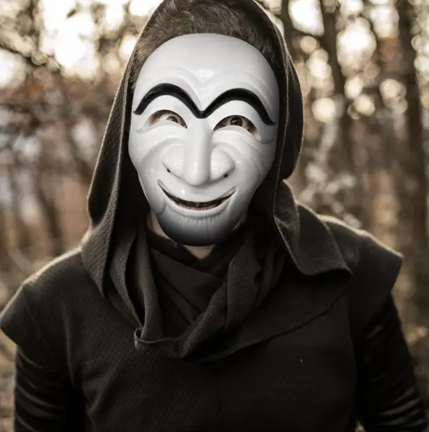 Koreli Hırsız Teatral Hahoe Maskesi - Para Heist Maskesi - Dali Maskesi 2