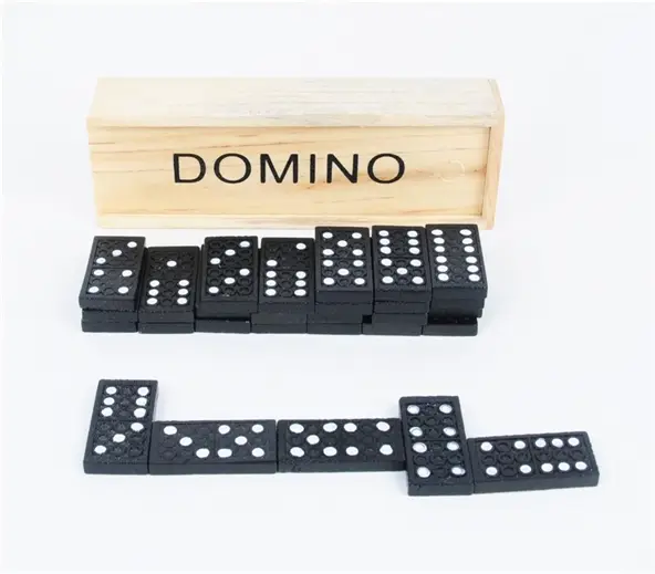 Ahşap Domino Seti 4