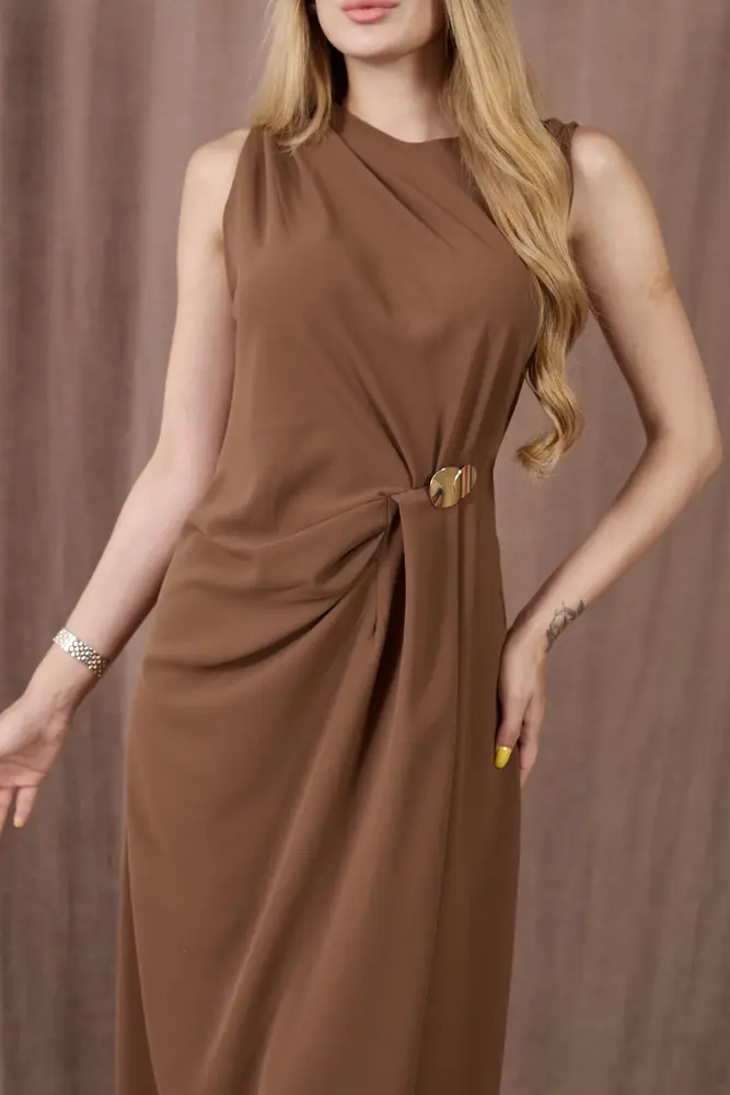 Kadın Kalın Askılı Yırtmaçlı Linda Kumaş Elbise Kahve 4